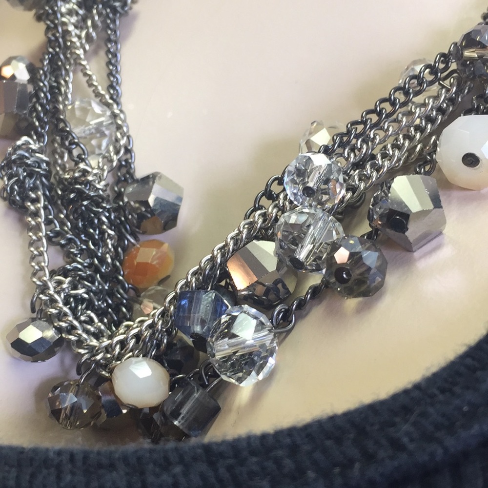 LOFT Necklace - Picture 4 of 14